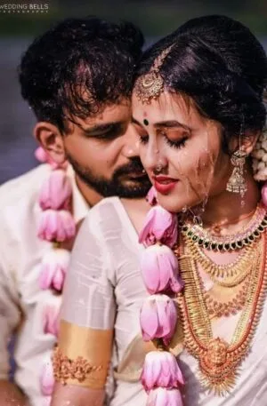 aksharathalukal pranaya novel